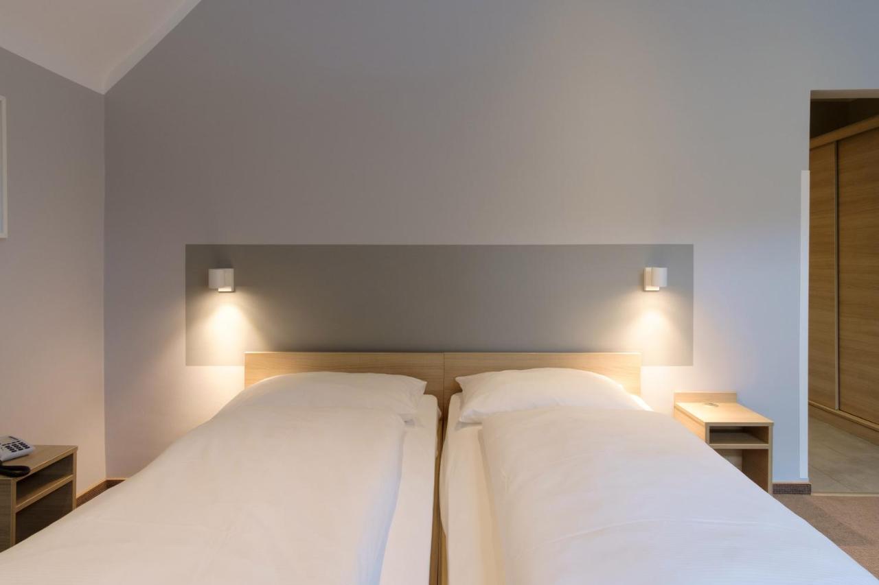 Hotel & Restaurant Prueser'S Gasthof Hellwege Eksteriør billede